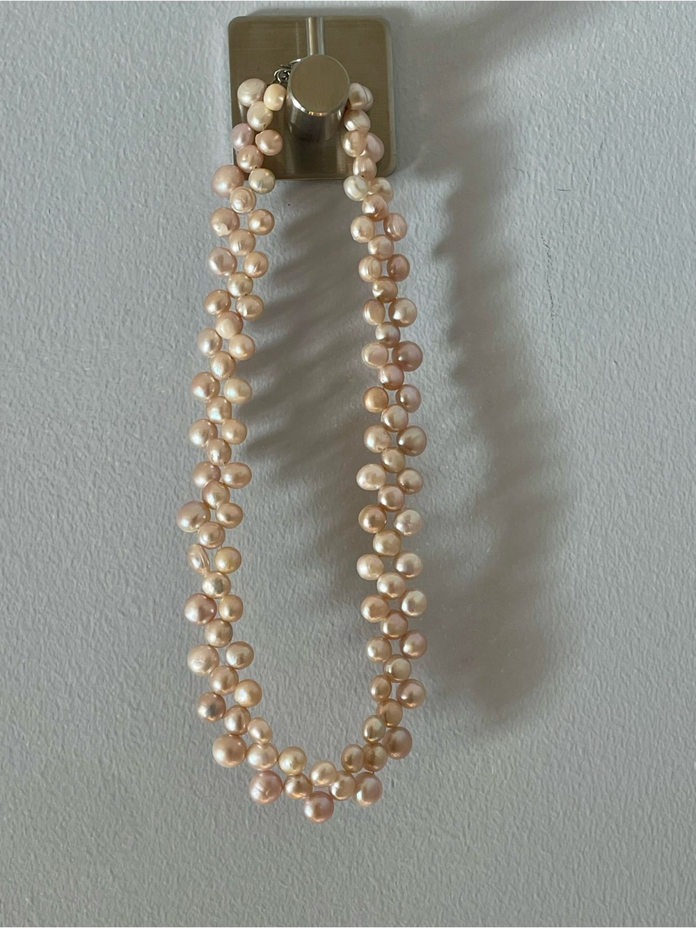 Lustrous Freshwater Pearl Necklace in Blush Pink
